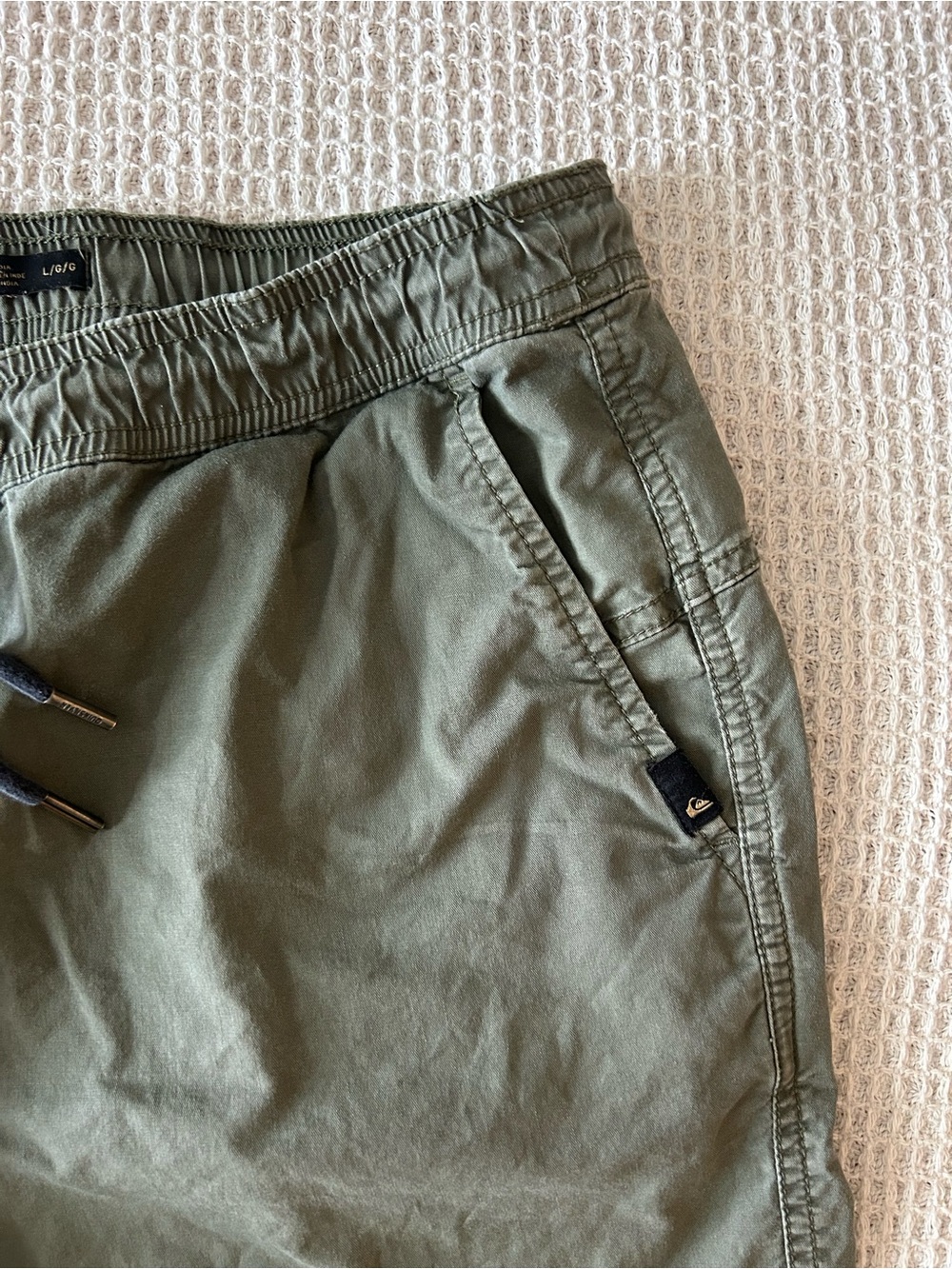 Quiksilver Men's Olive Green and Gray Shorts Bundle - Picture 2 of 15